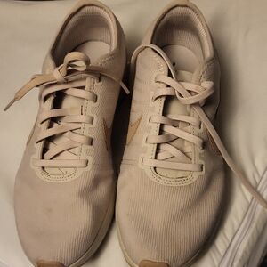 Nike Light Beige Sneakers